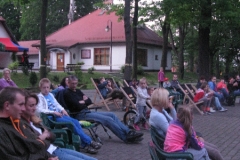 Kino plenerowe na Giszowcu - Batman i Robin w ramach FF Cropp Kultowe